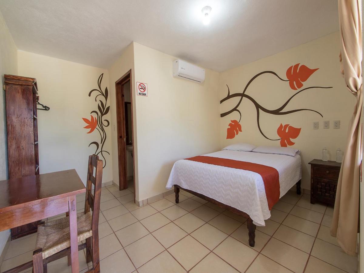 Hotel Y Restaurante Villas Del Sol Хальпан Экстерьер фото
